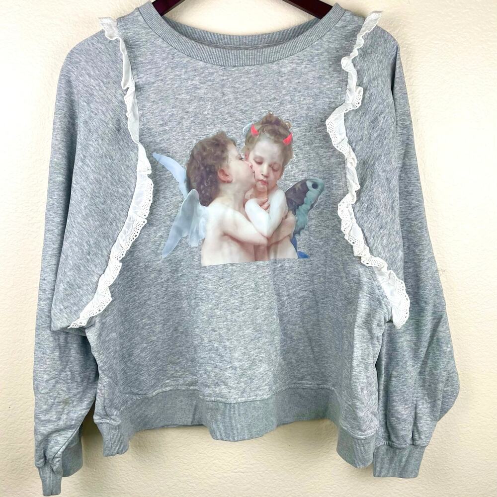 Sweatshirt Womens Sz S‎ Ruffle Oversized Angel Devil Boxy Graphic Grey Kawaii